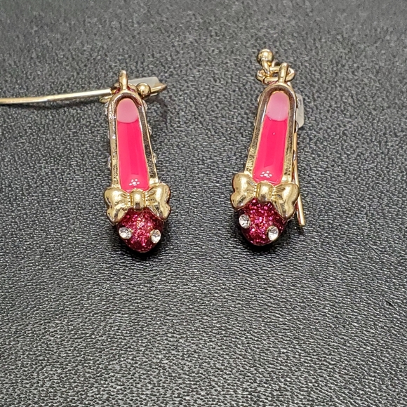 Jewelry - *Sale* Gold tone pink sparkly high heel earrings
